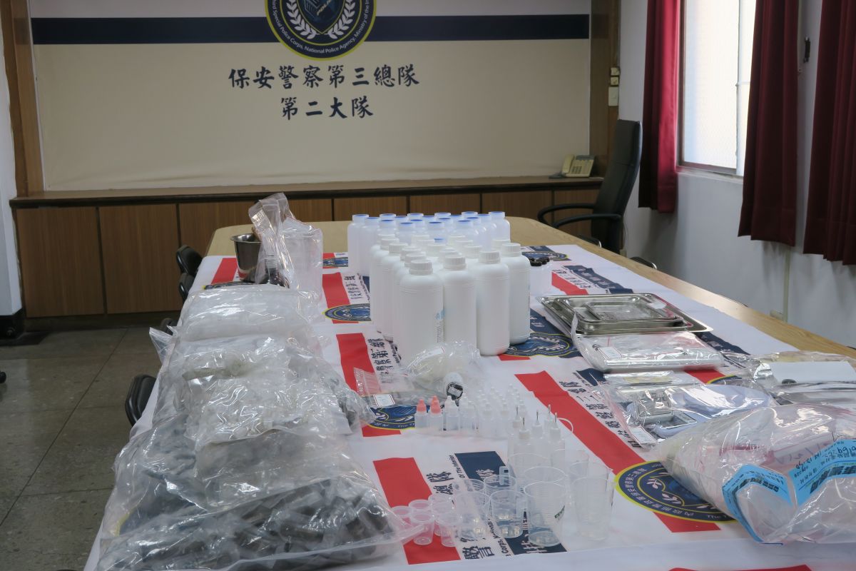 保三總隊破獲跨國「喪屍煙彈」製毒工廠